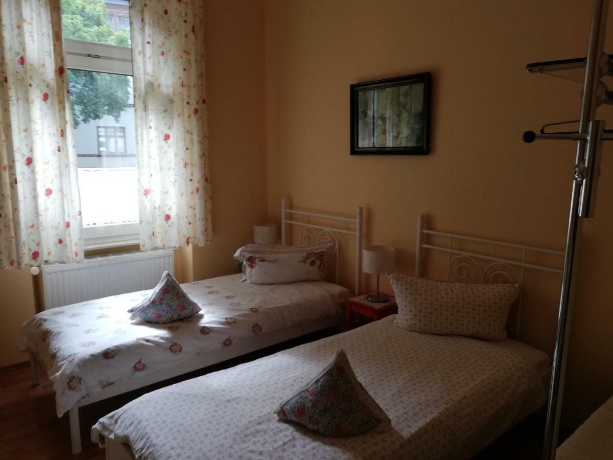 Acasa Bed & Breakfast Frankfurt am Main Kültér fotó